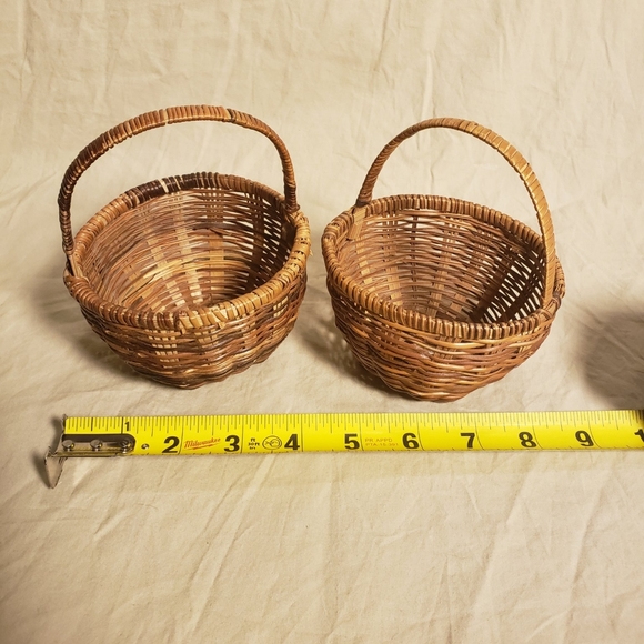 Vintage | Accents | Pair Of Vintage Handwoven Mini Baskets | Poshmark
